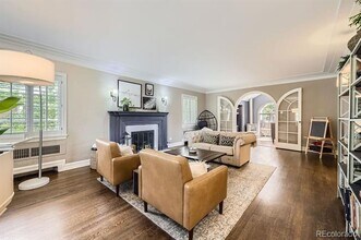 1000 N Monaco St Pkwy in Denver, CO - Building Photo - Building Photo