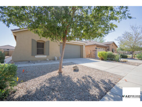 40165 W Tamara Ln in Maricopa, AZ - Foto de edificio - Building Photo