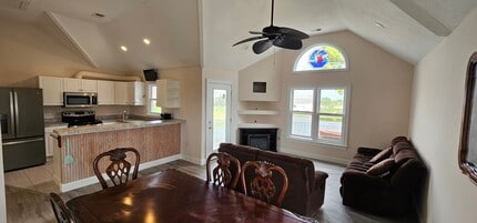 5315 Captains Way in Nags Head, NC - Building Photo - Building Photo