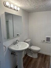 28 Wood Ave, Unit 28 Wood Ave. Niles in Niles, OH - Foto de edificio - Building Photo