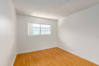 Casa De Helix La Mesa, Brand New Kitchen, w/d in Spring Valley, CA - Foto de edificio - Interior Photo