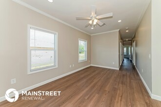 217 Santurce Ave in North Port, FL - Building Photo - Building Photo