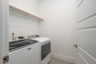 3807 Sperry Ct in Raleigh, NC - Building Photo - Building Photo