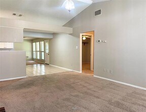 319 Marshall Creek Rd in Roanoke, TX - Building Photo - Building Photo