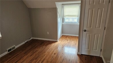 203 Wilmont Rd in Syracuse, NY - Building Photo - Building Photo