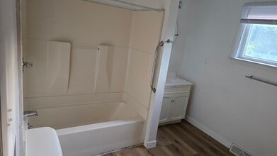 1503 Gilbert St in Saginaw, MI - Building Photo - Building Photo