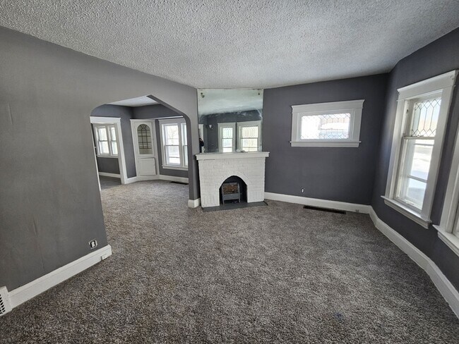 778 Eddy Rd in Cleveland, OH - Building Photo - Building Photo