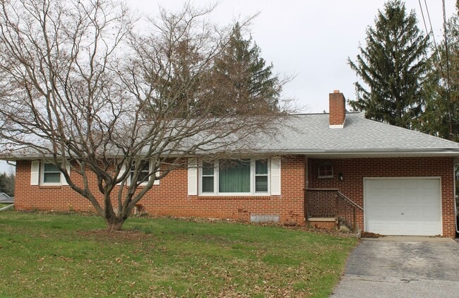 property at 30 Woodland Dr