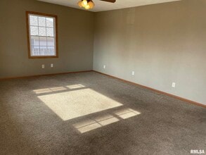 2806 W 47th St in Davenport, IA - Building Photo - Building Photo