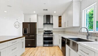 4524 Tobias Ave in Sherman Oaks, CA - Building Photo