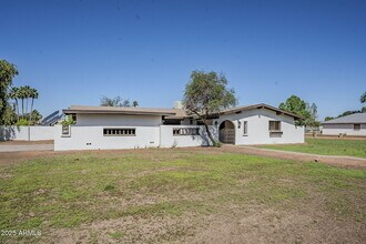 834 N Constellation Way in Gilbert, AZ - Foto de edificio - Building Photo