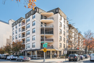 The Pelham in Bronx, NY - Building Photo - Building Photo