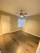 1837 Navajo Lake Way in Las Vegas, NV - Foto de edificio - Building Photo