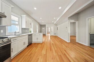 42 Waterville St in Waterbury, CT - Building Photo - Building Photo