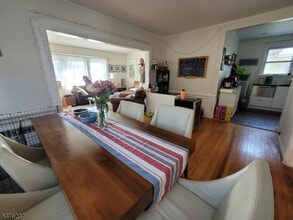 66 Watchung Ave in Montclair, NJ - Building Photo - Building Photo