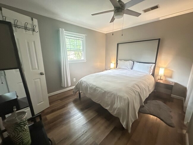 property at 32 Hillside Cir
