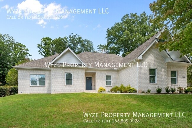 1113 SE Westmoreland Ave in Huntsville, AL - Foto de edificio - Building Photo