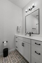 5308 Evans Ave in Austin, TX - Building Photo - Building Photo