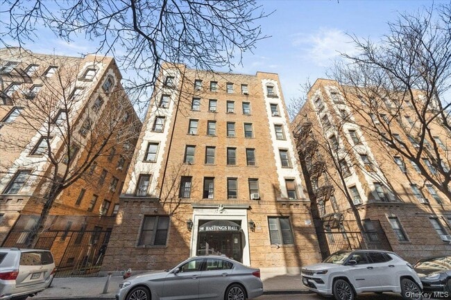 2199 Holland Ave in Bronx, NY - Building Photo - Building Photo