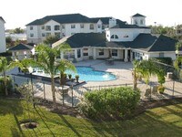 Franklin Apartments photo'