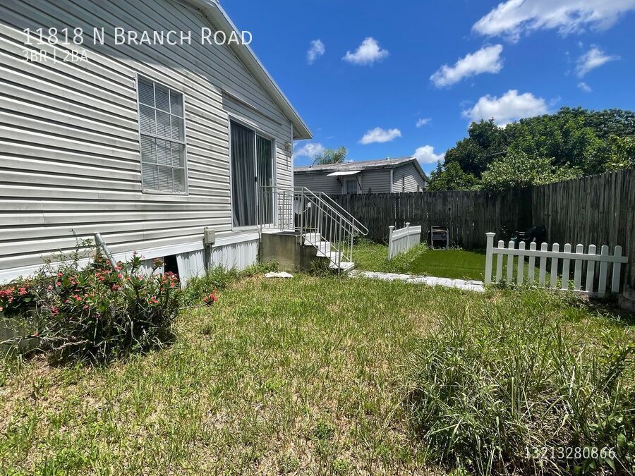 11818 N Branch Rd in Boca Raton, FL - Building Photo