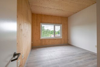 340+ Dixwell in New Haven, CT - Building Photo - Interior Photo