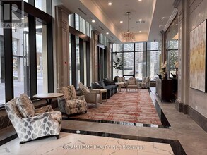 30-3030 Elm Dr W in Mississauga, ON - Building Photo - Building Photo