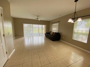 103 Chelsea Dr in Davenport, FL - Building Photo - Building Photo