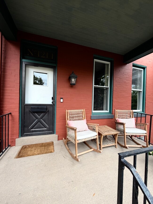property at 1214 Neal St NE
