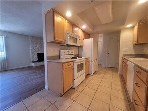 1690 Arcadia Blvd in Bullhead City, AZ - Building Photo - Building Photo