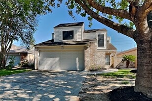 13202 Ravensway Dr in Cypress, TX - Building Photo