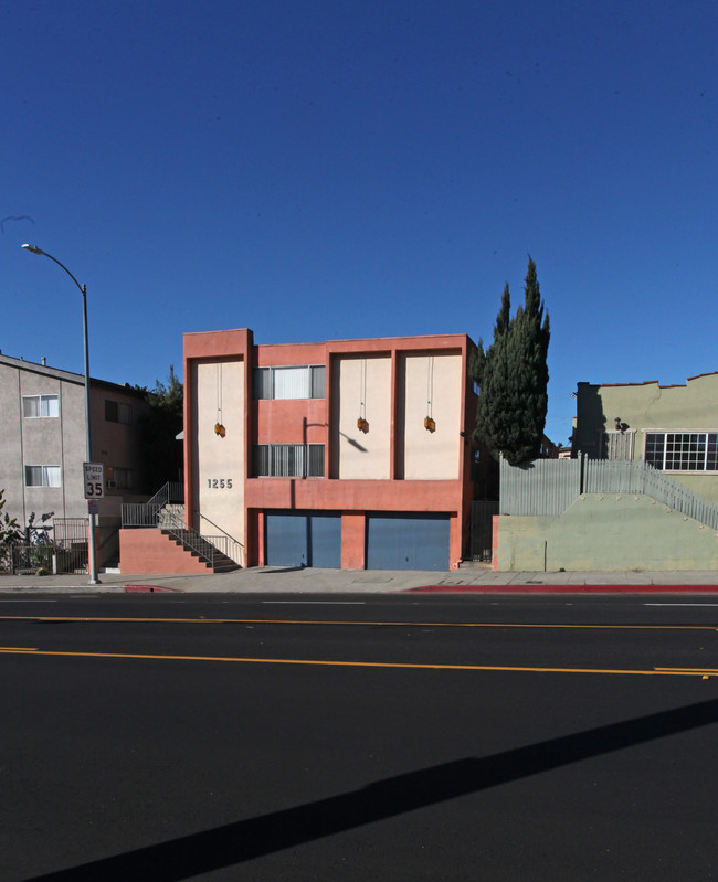 1255 N Virgil Ave in Los Angeles, CA - Building Photo - Building Photo