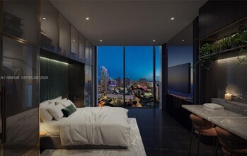 20 NE 11th St in Miami, FL - Foto de edificio - Building Photo