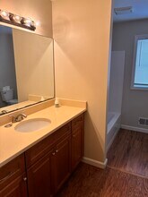 248 Green St, Unit A in Manchester, NH - Building Photo - Building Photo