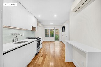 219 S 3rd St in Brooklyn, NY - Building Photo - Building Photo