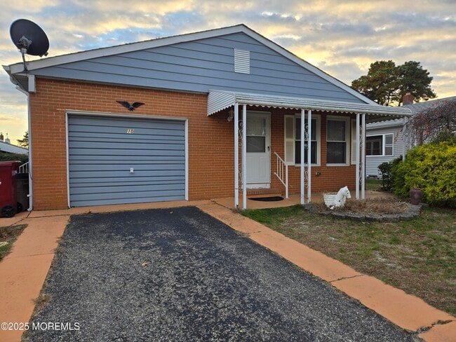 property at 10 Pine Valley Dr