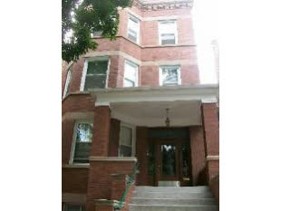 2211 Giddings St in Chicago, IL - Foto de edificio