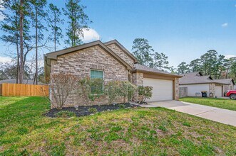 12116 Brazos Dr in Willis, TX - Building Photo - Building Photo