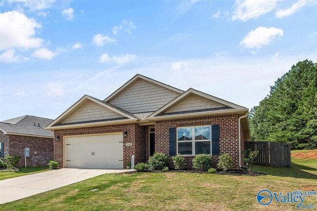 13348 Golden Hay Cir in Madison, AL - Building Photo - Building Photo