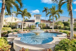 4610 St Croix Ln in Naples, FL - Building Photo