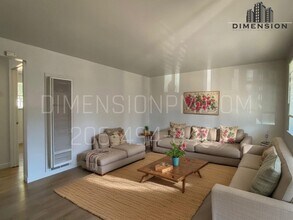 Bridgewood Estates Apartments in Lakewood, WA - Building Photo - Interior Photo