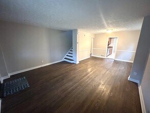 5338 Chillum Pl NE in Washington, DC - Building Photo - Building Photo