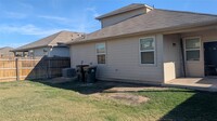 106 Mooncoin Dr in Georgetown, TX - Building Photo - Building Photo