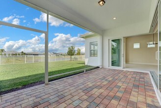 5329 Blue Reed Ln. in Wellington, FL - Building Photo - Building Photo