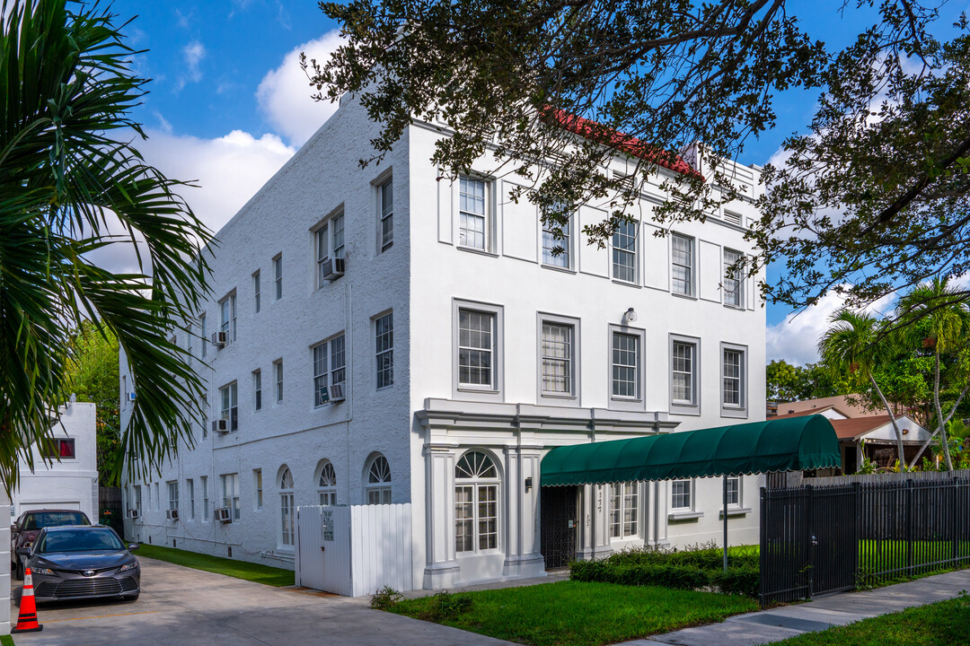 Buena Vista Manor in Miami, FL - Building Photo