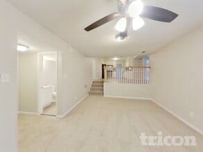 718 Post Rd Ln in Stone Mountain, GA - Building Photo - Building Photo