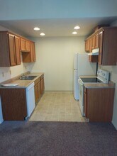 1348-1348 Bramblewood Ln in Eugene, OR - Building Photo - Building Photo