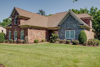 1306 Camelot Bay in Mount Juliet, TN - Building Photo - Building Photo
