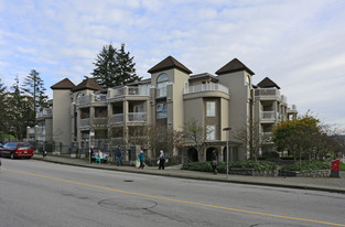 Kingsgate Apartments