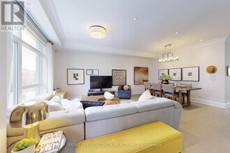 54 Saddlecreek Dr in Markham, ON - Building Photo - Building Photo